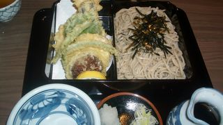 コシがあるおいしいおそばでした。