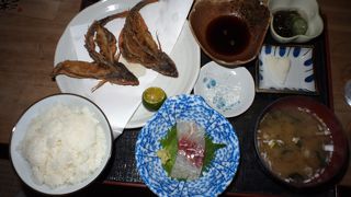 心なごむお店で味わう素朴な料理