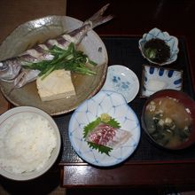 マース煮定食・魚の味わいを引き出す素朴な塩味がすばらしい！