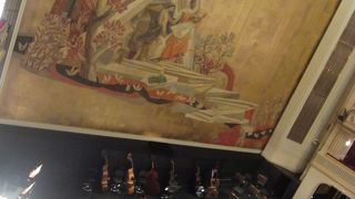 好みに応じて席を選んで