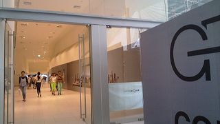 リノベーション中　でもショッピングは問題なし