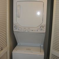 室内に洗濯機・乾燥機があり便利