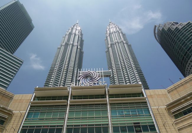 ツインタワー周辺のおすすめショッピング お買い物スポット クチコミ人気ランキング フォートラベル クアラルンプール Petronas Twin Tower