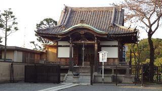 弁天堂のお隣り