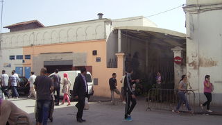 すごい活気です。