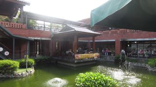 立派なテーマパーク