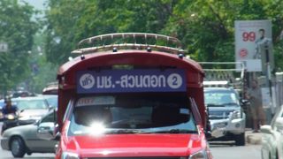 行き先を運転手さんに尋ねてから乗る