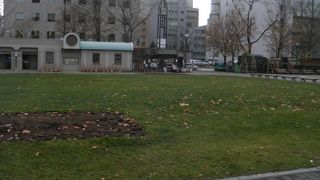 噴水はお休みでした