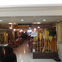 ワイキキ・サンド・ヴィラの１階