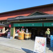 太秦が本店の人気のつけもの屋さん。