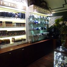 お土産コーナーも充実