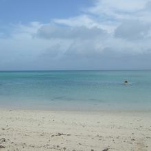 ビーチから海