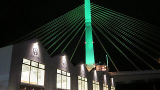 ライトアップされると