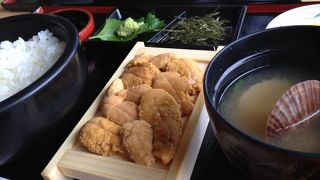 ウニ丼を食べに。