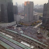 部屋からの眺め、丸の内が一望できました。