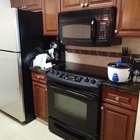 フルキッチンがあるので暮らすように滞在できます。