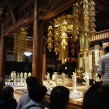 ５時半の始まりを待つ