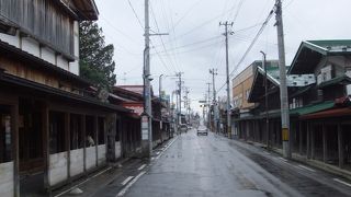 黒石市の観光名所が並ぶ通りです。