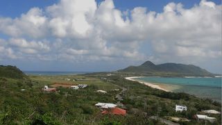 高台からの海岸線の展望が素晴らしい