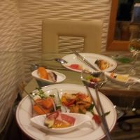 ラウンジの食べ物