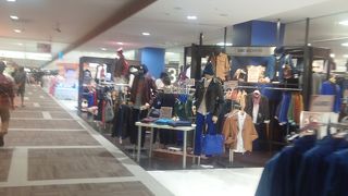 「トレンドやファッションに敏感な現代のティーンズ・ヤング」をターゲット