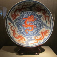 龍の陶磁器