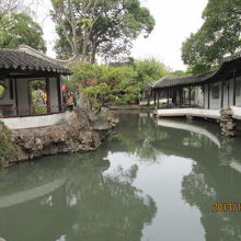 ゆったりした空間が売り物の拙政園。