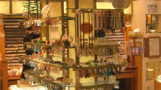 沢山のストーンが揃っている