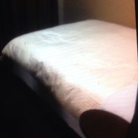 レディースルーム。男性の部屋とは、リネンや、家具など違いあり