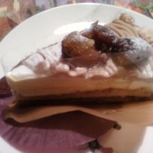 モンターニュという栗のタルトです。