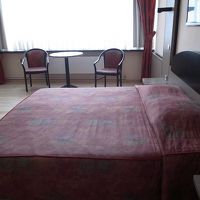 お部屋の装飾は中華風。