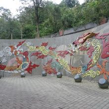 そばにあります