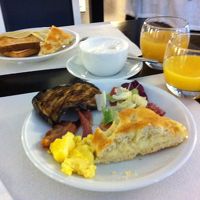 焼きたてのチーズ入りフォッカチャ