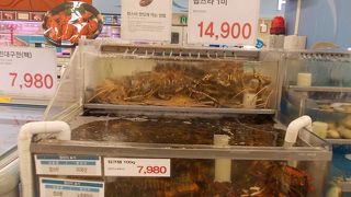 お土産買うのに便利