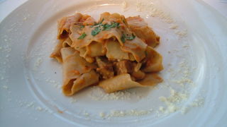 銀座で落ち着いて食事を楽しめる