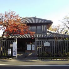 一茶双樹記念館正面入口