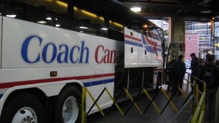 価格が安い長距離バス。