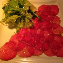 牛肉のカルパッチョ