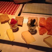 前菜盛り合わせ