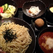 チーズトマトつけ麺