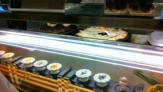 見て注文して食べて