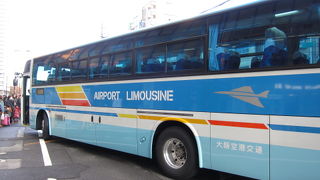 時間にゆとりがない人はモノレールや電車へ