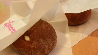 並んでました。