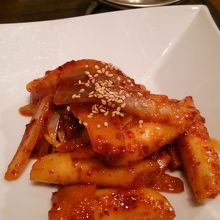 トッポギ。見た目ほど辛くないです。