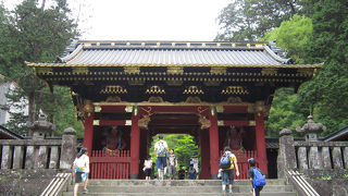 家光の墓所への入り口。