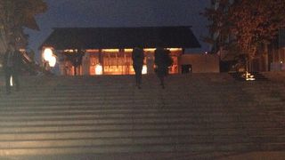 境内にマンション