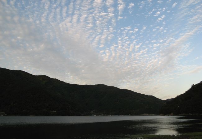 尾鷲市の南端に位置する小さな湾