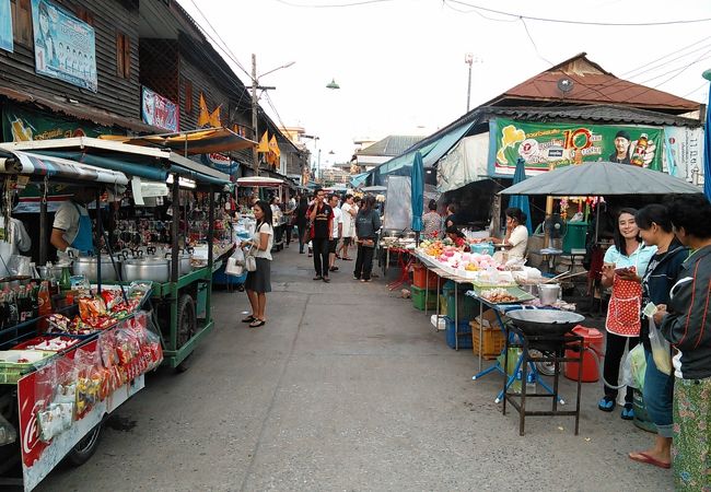 チュッカドン市場