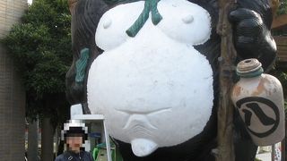 信楽焼を時代ごとに展示