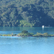 日月潭の湖の西にある小さな小さな島
